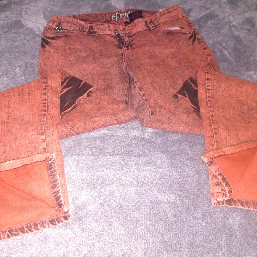 Dereon jeans